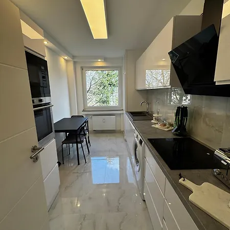 Rheinblick Oberkassel Διαμέρισμα *